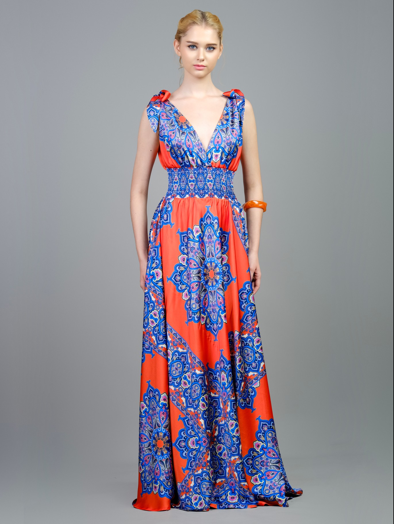 silk fashion dress xxl Curveins Plus Size Satin High-Waisted Ruched Slit Maxi Dress main image 1