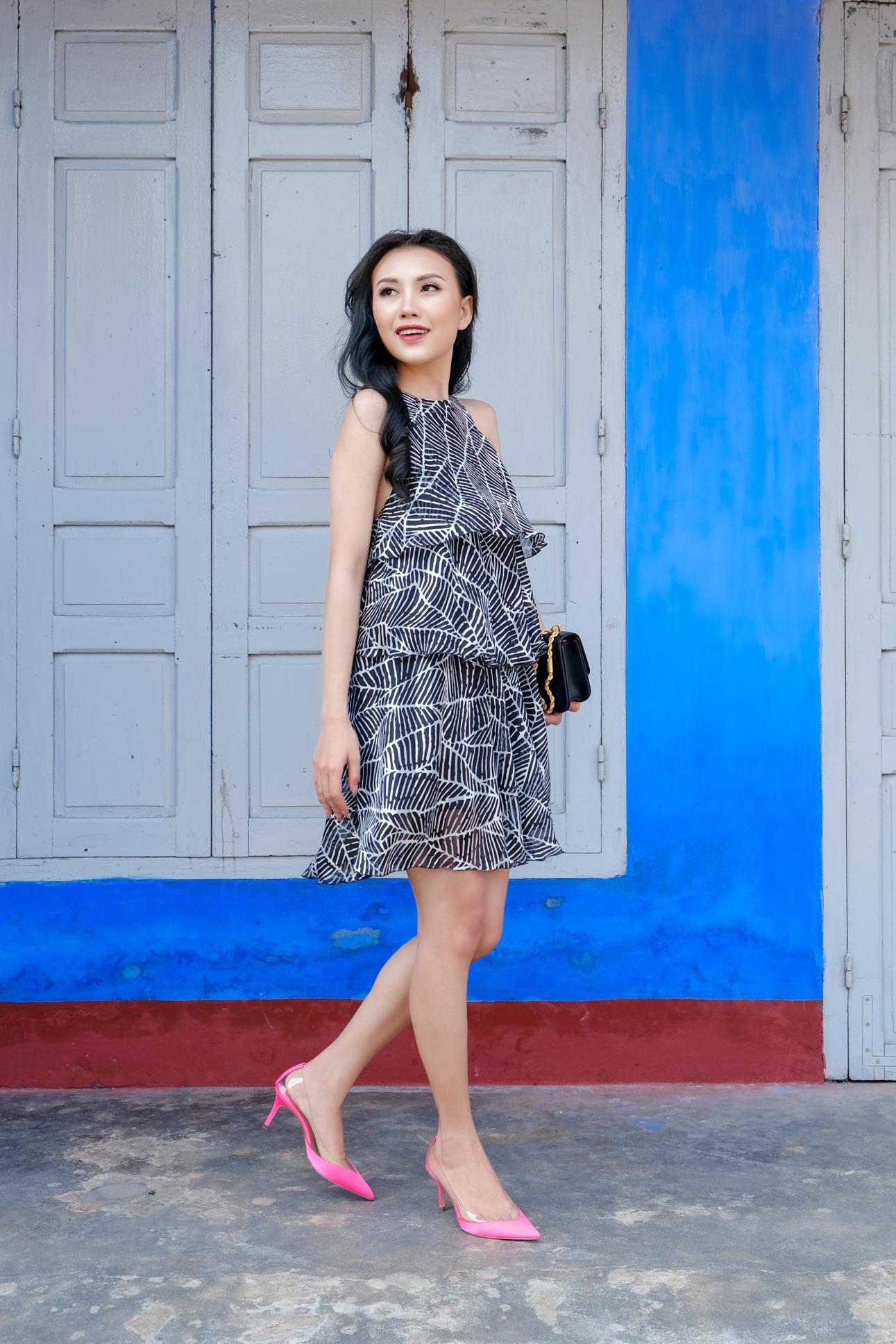 chinese dress ladies Dndrdhfb Women's Layered Chiffon Spaghetti Strap Dress Sleeveless Printed  Elastic Waist A-Line Dress 17 S at Amazon Women's Clothing store main image 1
